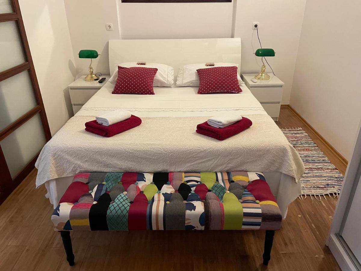 Cottage Holiday Home Omiš Exteriör bild